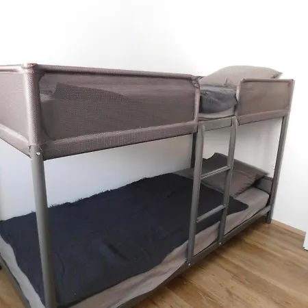 Daire Elegant Poklukarjeva Street