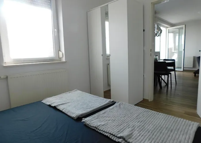 Elegant Poklukarjeva Street Lubiana